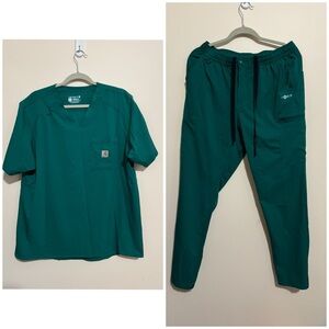 2 pc Green Carhartt Women's Modern Fit Chest Pocket Top - Size M